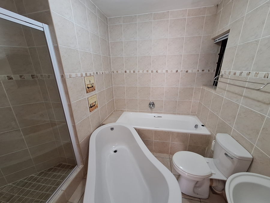 2 Bedroom Property for Sale in Jeffreys Bay Central Eastern Cape